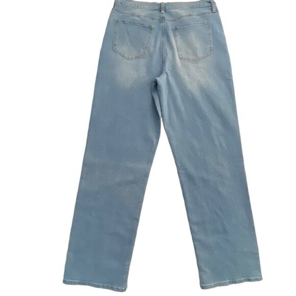 Fashion Nova blue jeans high rise straight leg light wash stretch size 15 or 32 - Picture 2 of 13